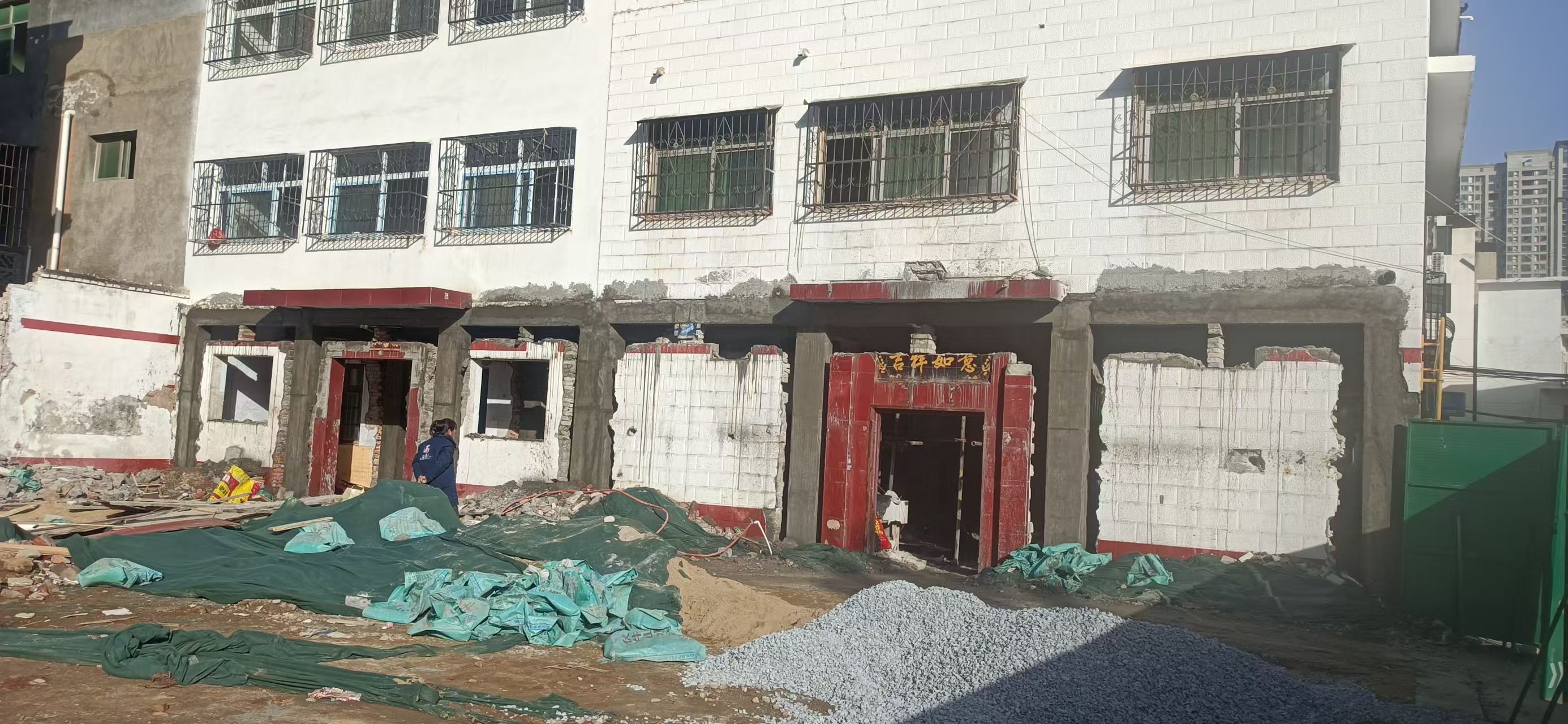 毕节市承重墙改梁危房加固 - 价格